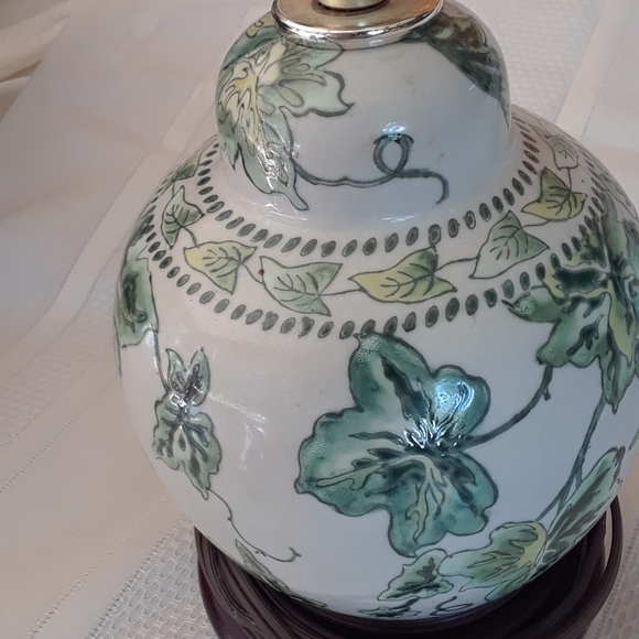 Ceramic night stand lamp - Picture 2 of 6